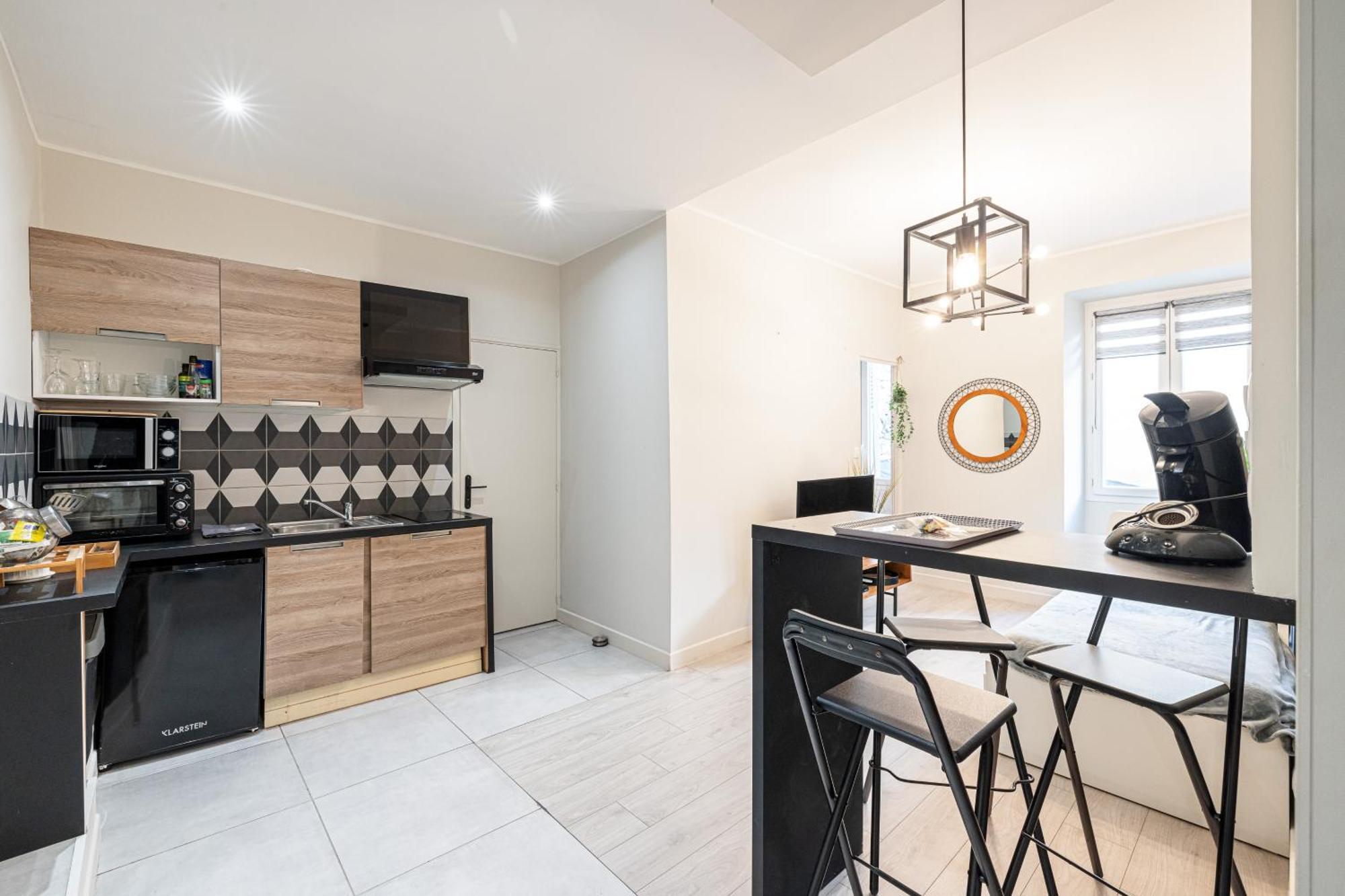 Appartement Le Grand Jean - Pres Gare Et Tram - Supermarches - Wifi - 3 Person Nice